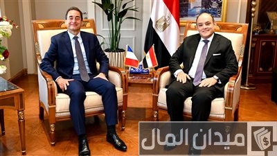 مصر تبدأ إنتاج سيانيد الصوديوم باستثمارات 160 مليون دولار باستثمارات 160 مليون دولار.. وزير الصناعة يبحث مع ممثلى شركتين نمساوية وتشيكية إنتاج سيانيد الصوديوم في مصر