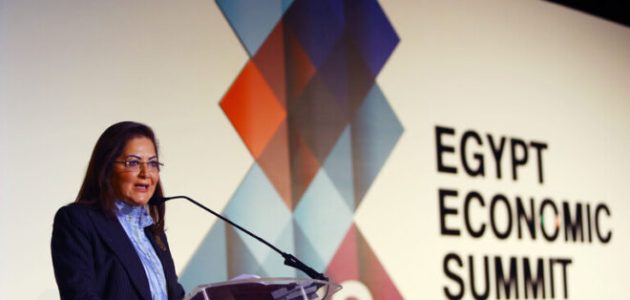 هالة السعيد نستهدف ارتفاع نسبة القطاع الخاص إلى 48% من الاستثمارات وزيرة التخطيط: نستهدف ارتفاع نسبة القطاع الخاص من الاستثمارات إلى 48% العام المالي القادم