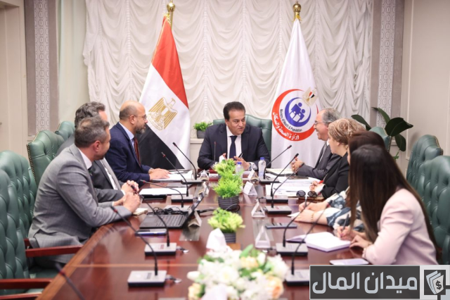وزير الصحة يبحث تطوير وتشغيل أقسام الأشعة بمعهد ناصر مع Medin الإماراتية وزير الصحة يبحث تطوير وتشغيل أقسام الأشعة بمعهد ناصر مع medin الإماراتية