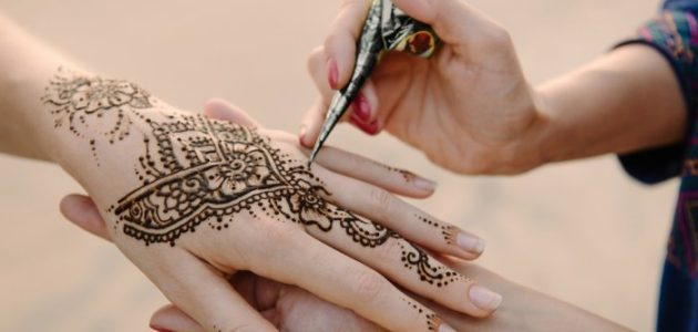 عناوين وأرقام أماكن بيع الحناء في جدة أماكن بيع الحناء في جدة