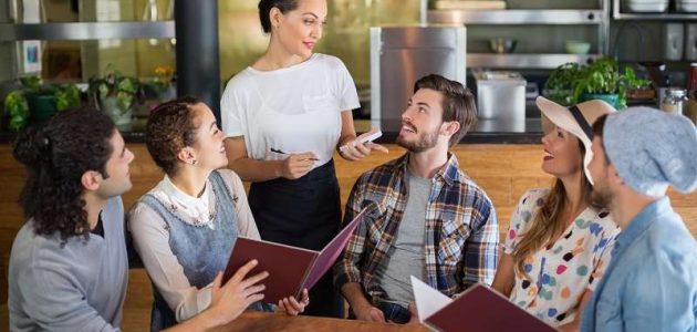 نصائح من أجل جذب الزبائن للمطاعم طريقة جذب الزبائن للمطعم