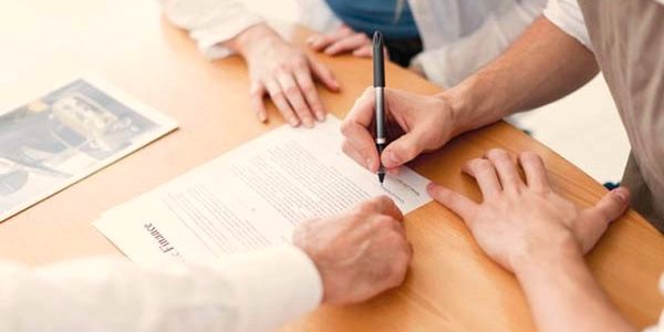 ما الفرق بين شركة التضامن وشركة ذات مسؤولية محدودة الفرق بين شركة التضامن وشركة ذات مسؤولية محدودة