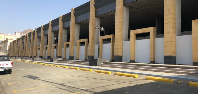 دراسة جدوى مشروع بناء محلات تجارية وتأجيرها وأرباحها الشهرية بناء محلات تجارية وتأجيرها