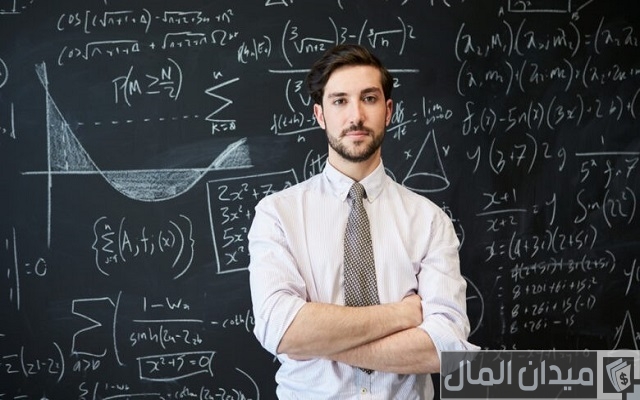 شروط الحصول على رتبة معلم خبير وراتبه