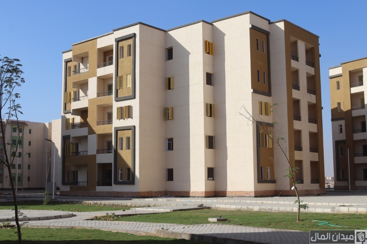 «وزير الإسكان» يعلن استرداد 146 فدانا بالعاشر من رمضان