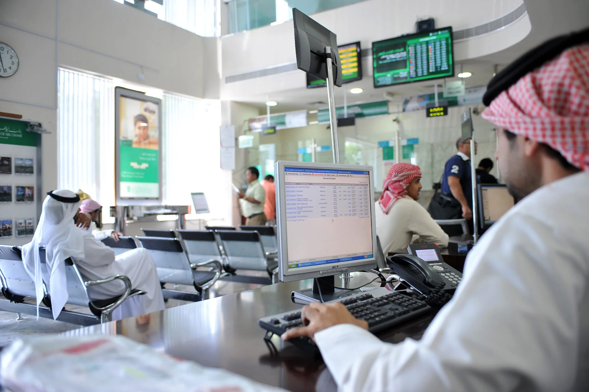 أنواع الودائع البنكية ذات العائد الشهري السعودية