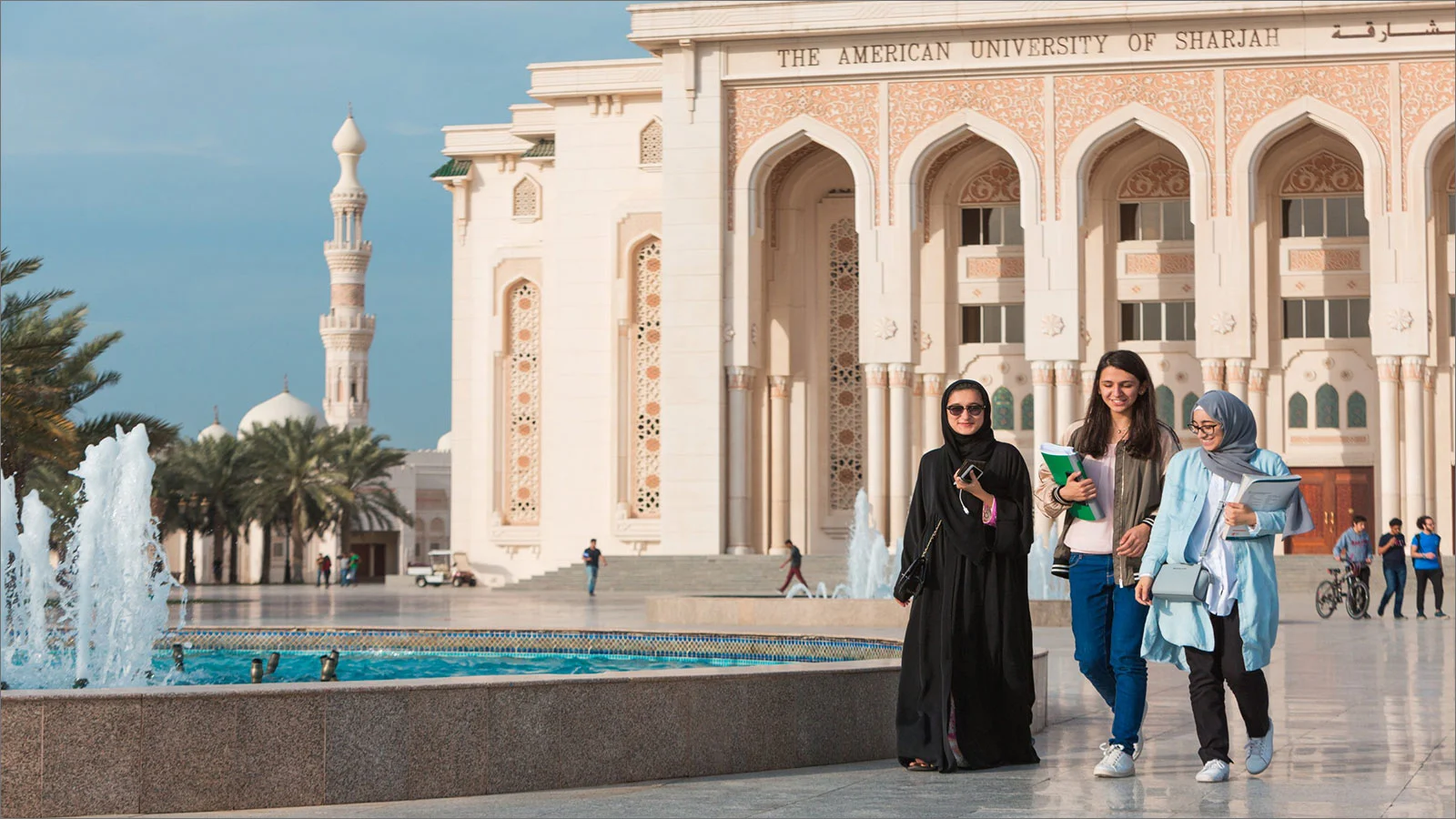 تخصصات جامعة الشارقة بدون آيلتس للدكتوراه والماجستير