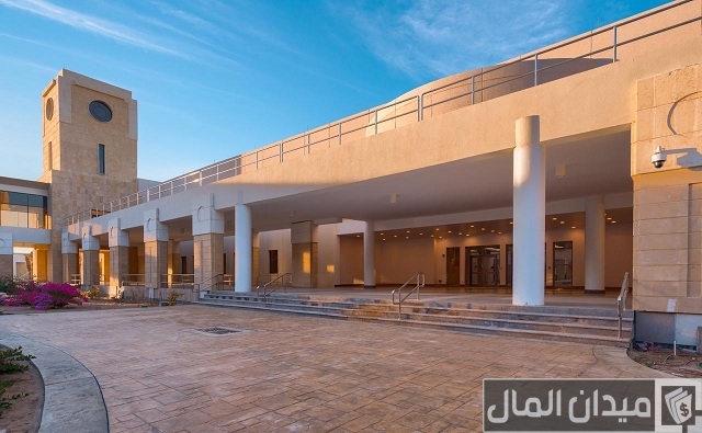 تخصصات كلية ينبع الجامعية