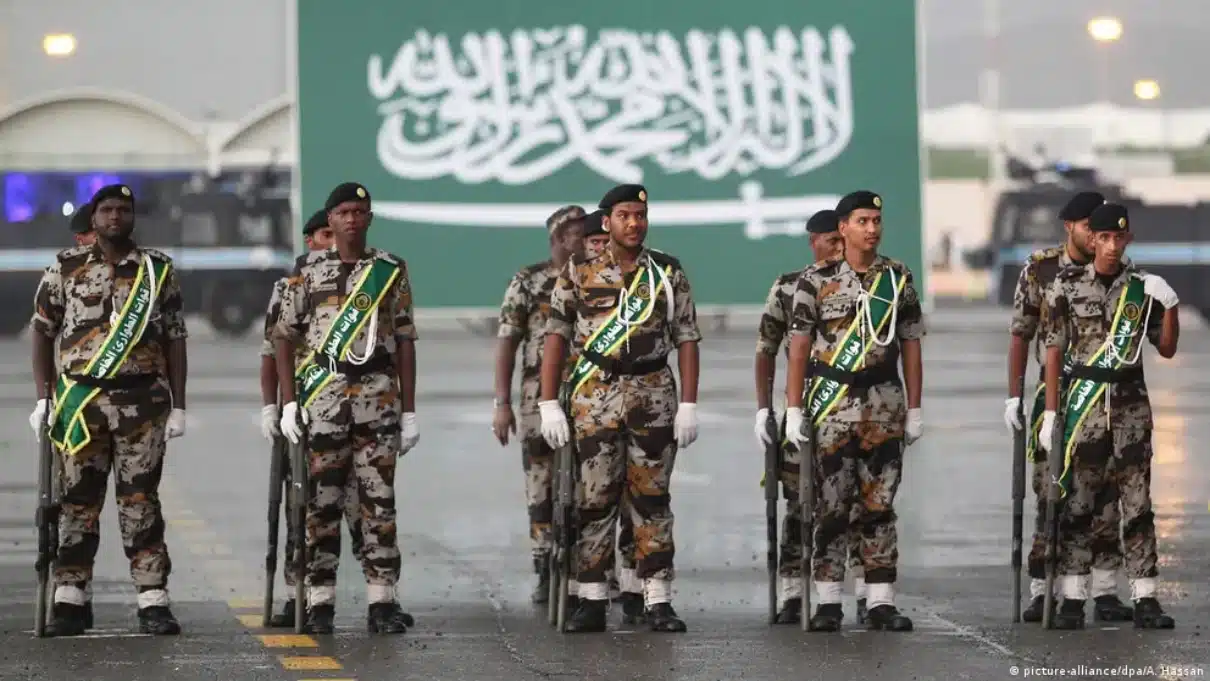 راتب الضابط الجامعي بالريال السعودي