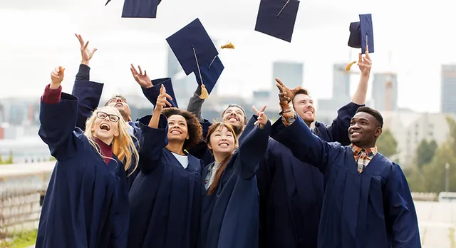 هل جامعة ايتون الأمريكية معترف بها