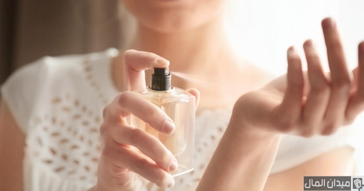 مراحل صناعة عطر من الفواكه