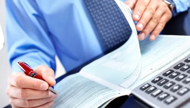 رسوم اشتراك نقابة التجاريين