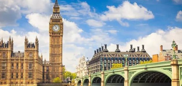 ثقة المستهلكين في بريطانيا تتراجع لأول مرة منذ ثلاث سنوات وتحذيرات من تداعيات اقتصادية محتملة ثقة المستهلكين في بريطانيا تتراجع لأول مرة منذ ثلاث سنوات وتحذيرات من تداعيات اقتصادية محتملة