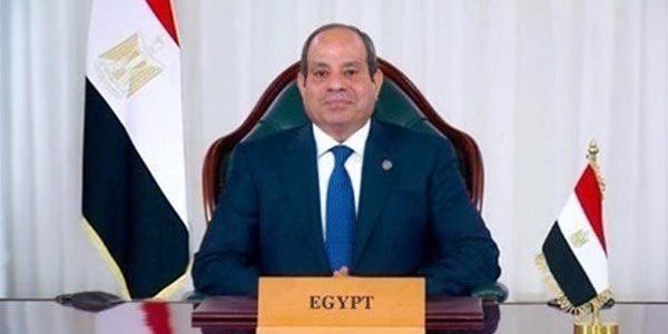 الرئيس السيسي يدعو الشركات التركية لتعزيز استثماراتها في المشاريع المصرية الرئيس السيسي يدعو الشركات التركية لتعزيز استثماراتها في المشاريع المصرية